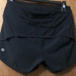 🦋 LULULEMON SHORTS 🦋